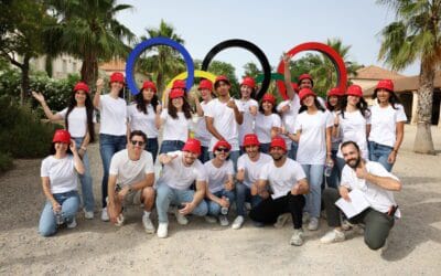 Pourquoi faire appel à des hôtesses et hôtes pour votre événement ?